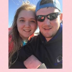 Meet your Posher, Alexis